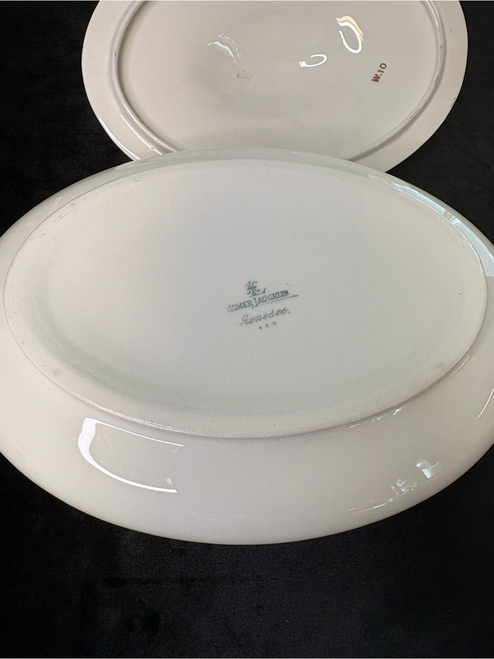 Vintage Homer Laughlin White Covered Serving Dish with Green and Gold Trim - Picture 7 of 10